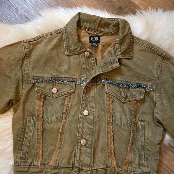 BDG Brook Denim Trucker Jacket - Picture 4 of 5